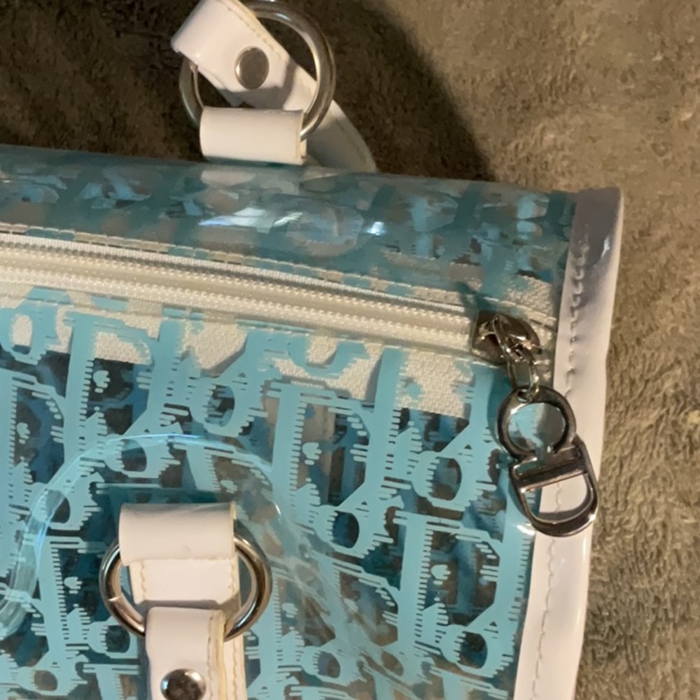 Trendy Clear Blue White Cosmetic Stadium Bag with Vintage Charm - Picture 7 of 9